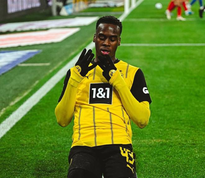 羅馬諾：吉滕斯欲加盟切爾西，談判持續(xù)中。