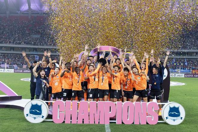 嵐圖汽車助力武漢女足奪冠，官方指定用車榮光閃耀亞冠