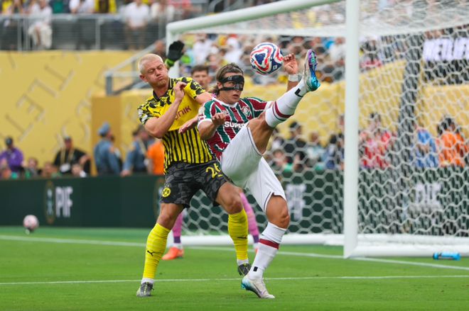 高身價(jià)碾壓對(duì)手，歐冠亞軍慘遭摩擦，世俱杯平局。