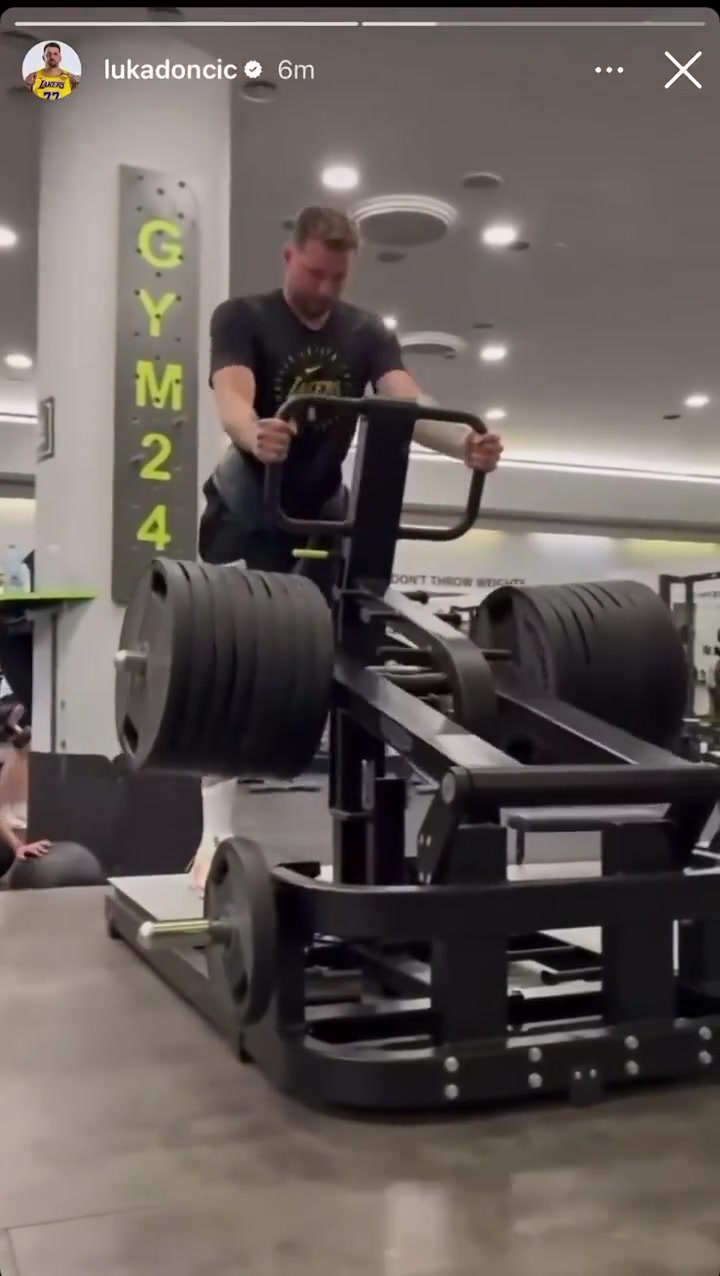 77開啟休賽期特訓(xùn)下賽季聯(lián)盟將會(huì)有兩個(gè)庫里嘛