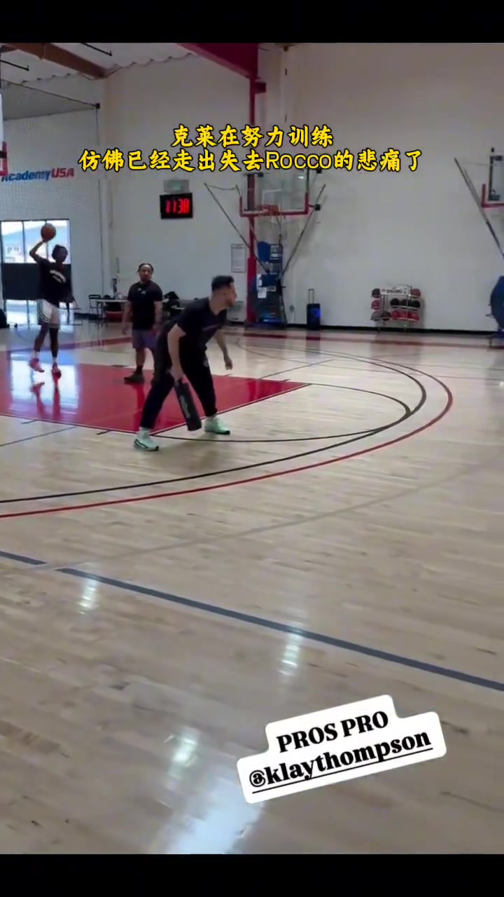 下賽季佛祖歸來(lái)克萊休賽期在努力訓(xùn)練啦