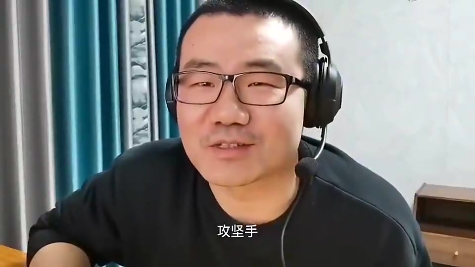 名場(chǎng)面徐靜雨此前與楊毅辯論吉諾比利跟諾維茨基不是一個(gè)檔次