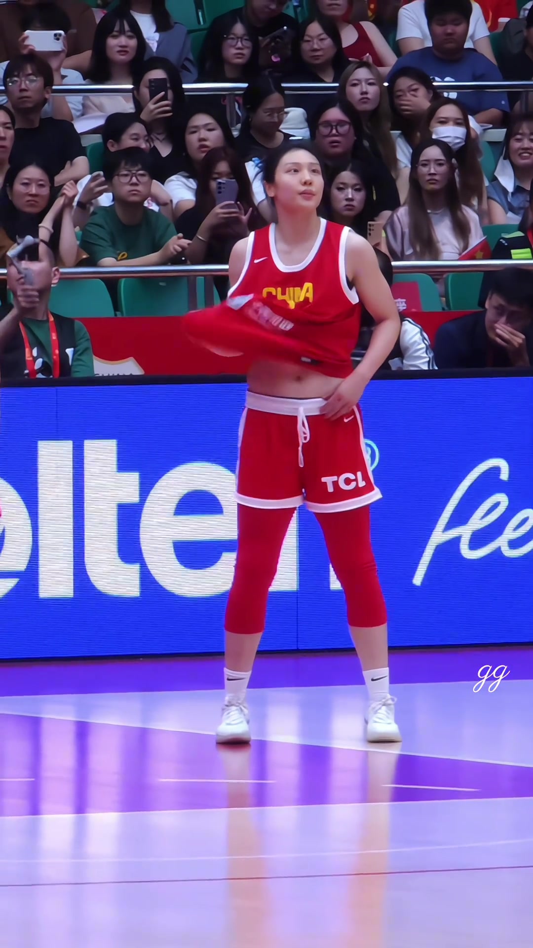 這撩的哪里是腹肌是我的心吶...