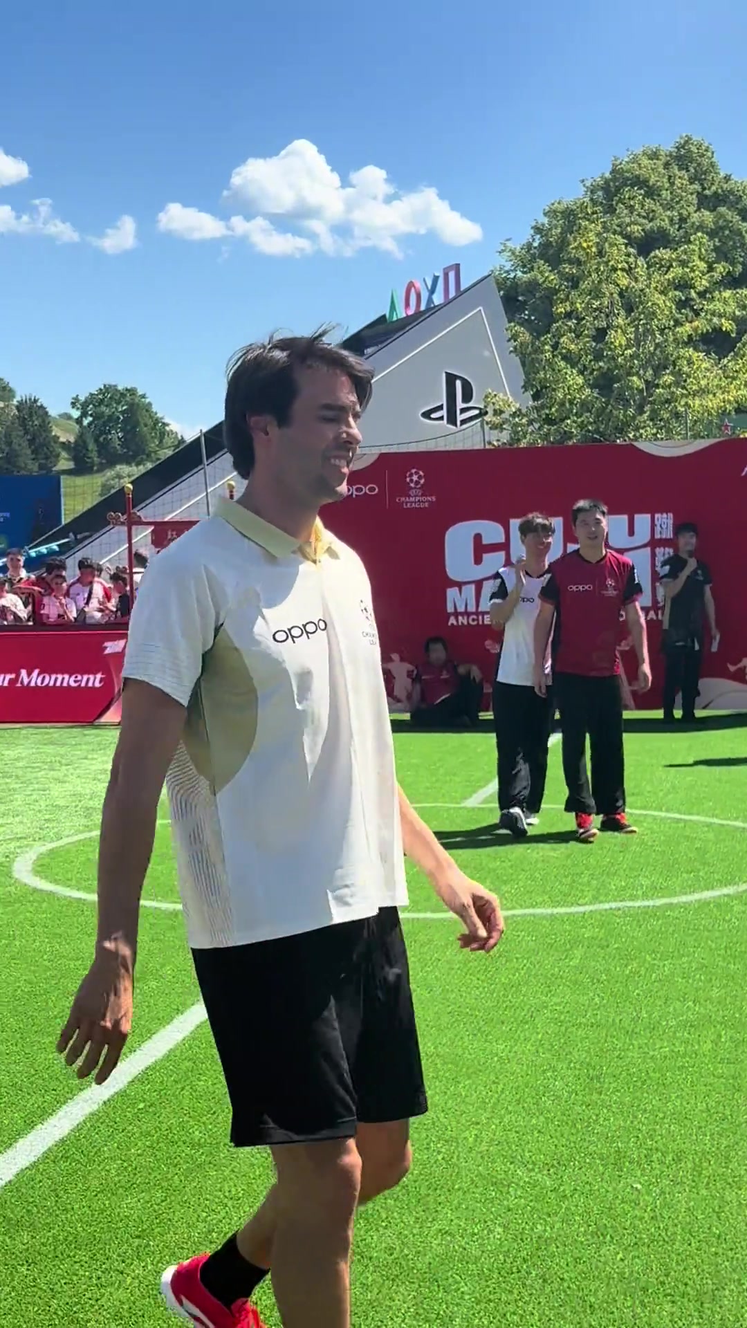 公子世無(wú)雙年過(guò)不惑的卡卡依然陽(yáng)光瀟灑