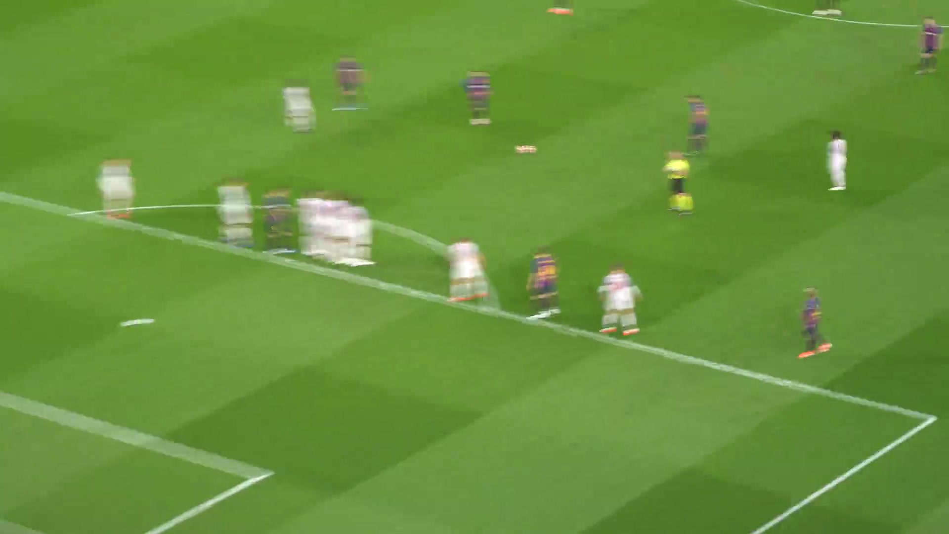 只有珍惜他的比賽看臺視角看當年梅西對利物浦的無解任意球