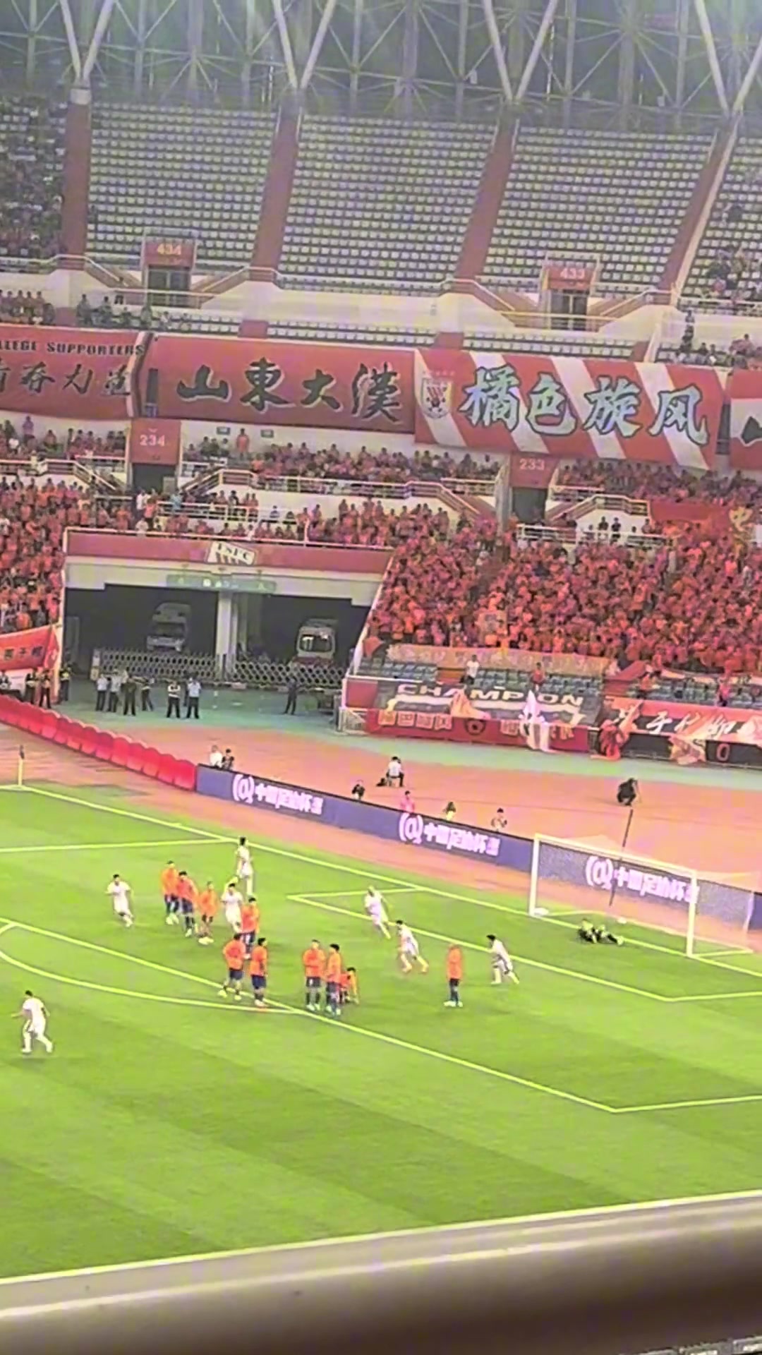 任意球被進(jìn)兩個(gè)王大雷真是郁悶啊