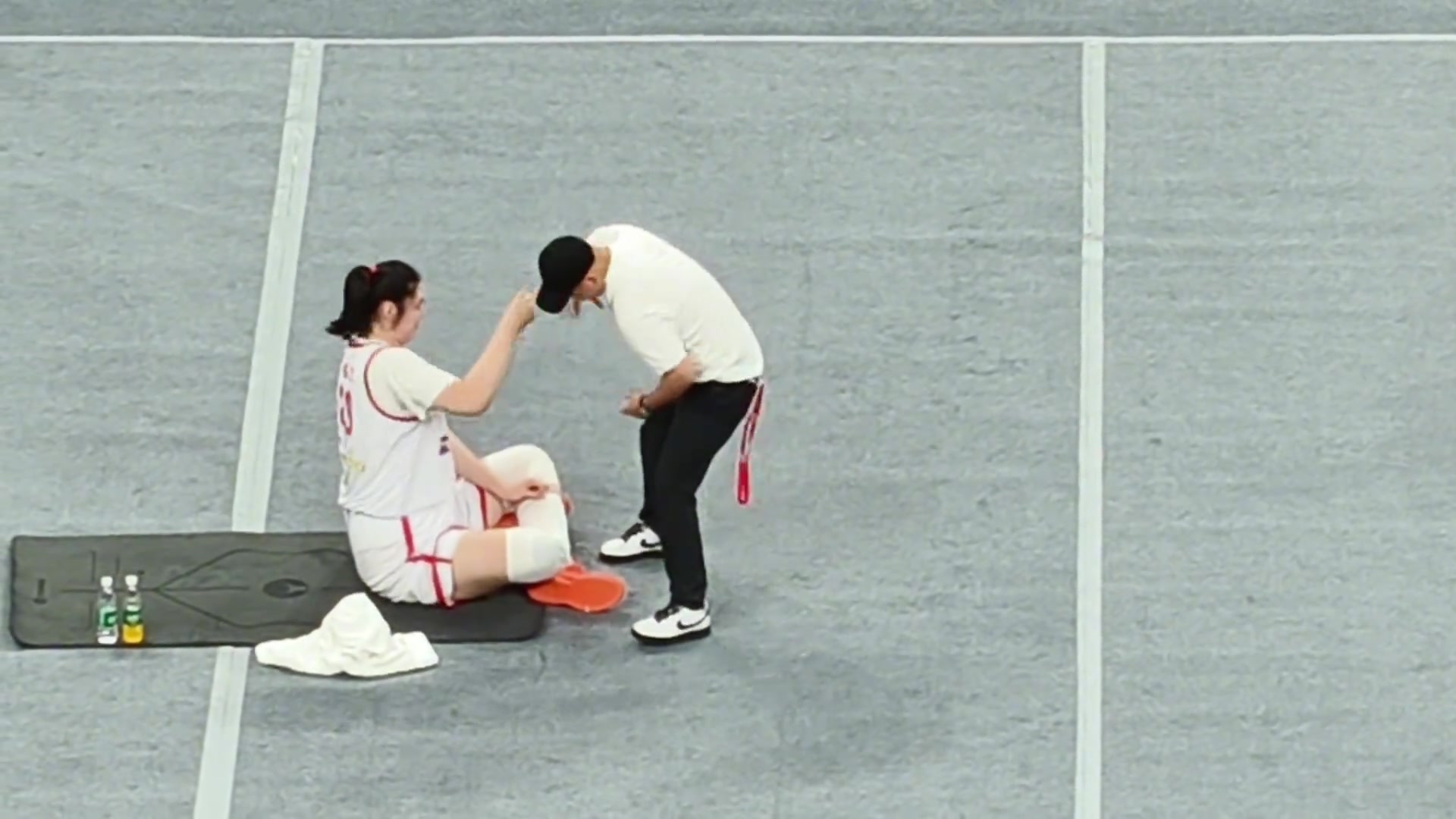 張子宇和教練神秘對拉這讓外國人看到又說不清了