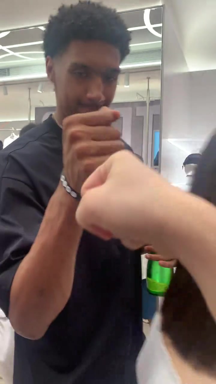 伊戈達(dá)羅瑞安鄧恩 非常好的兩位年輕球員