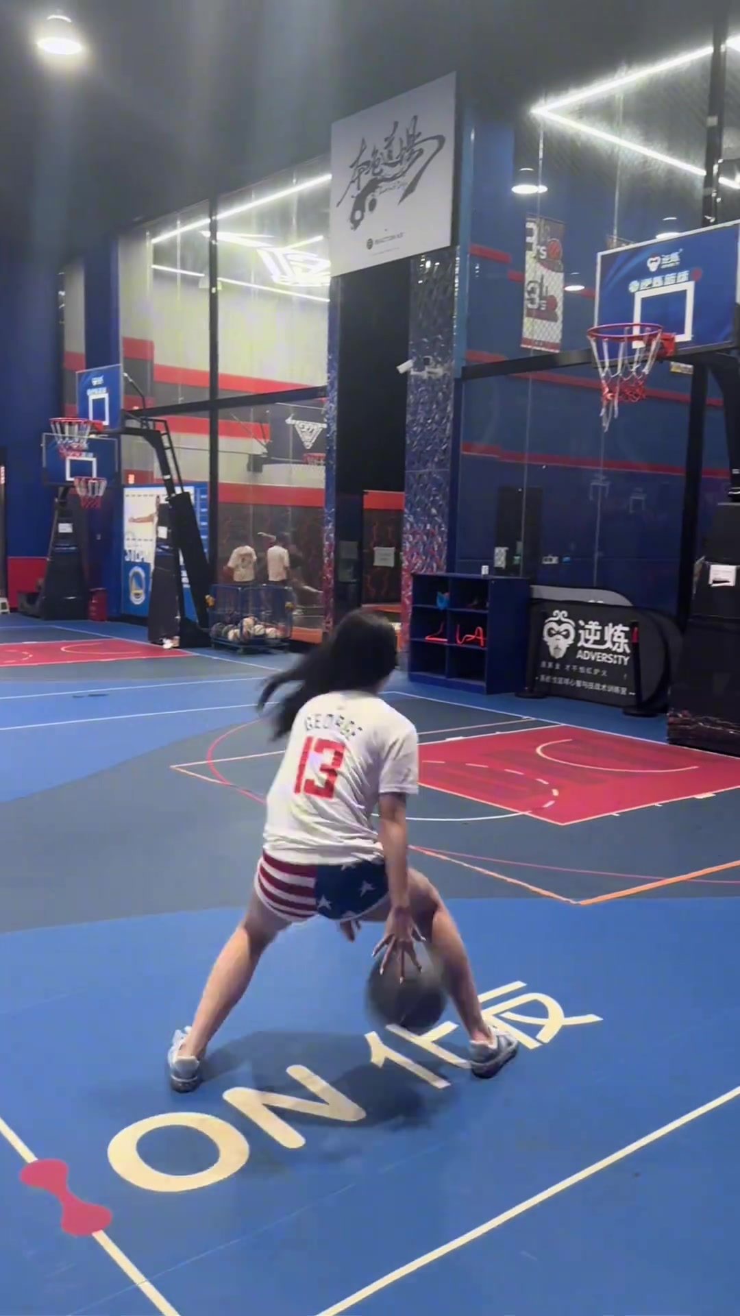 我是喬治的粉絲這個兄弟們就不要跟我搶啦