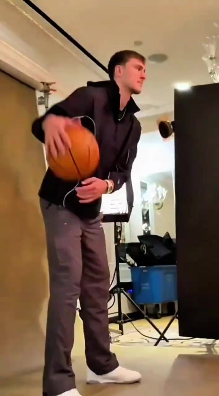 蓄勢(shì)待發(fā)弗拉格已準(zhǔn)備好參加明天的選秀