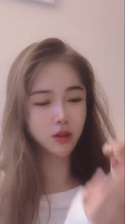 周玲安開(kāi)播淺談哈利傷勢(shì)楊瀚森選修行情以及對(duì)交易的點(diǎn)評(píng)