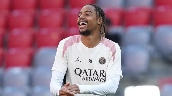 斯基拉：拜仁阿森納競(jìng)購巴爾科拉，巴黎欲留隊(duì)