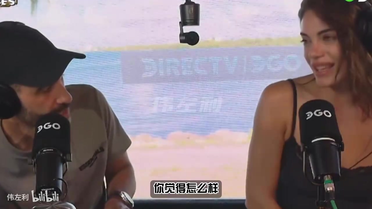 阿根廷記者工作中認(rèn)錯菲戈企圖找梅西評理怎么回事啊