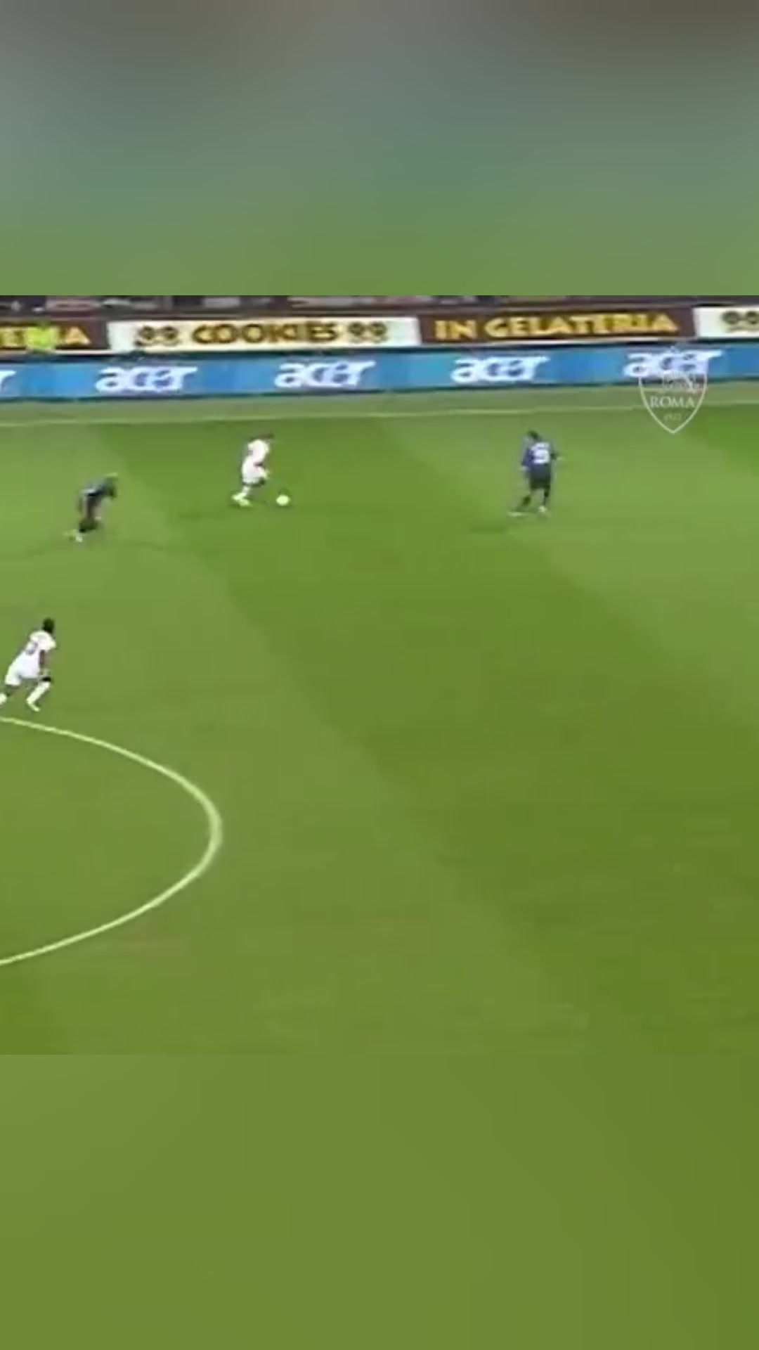 托蒂踢國(guó)米的這寫意記吊射是我職業(yè)生涯最佳進(jìn)球