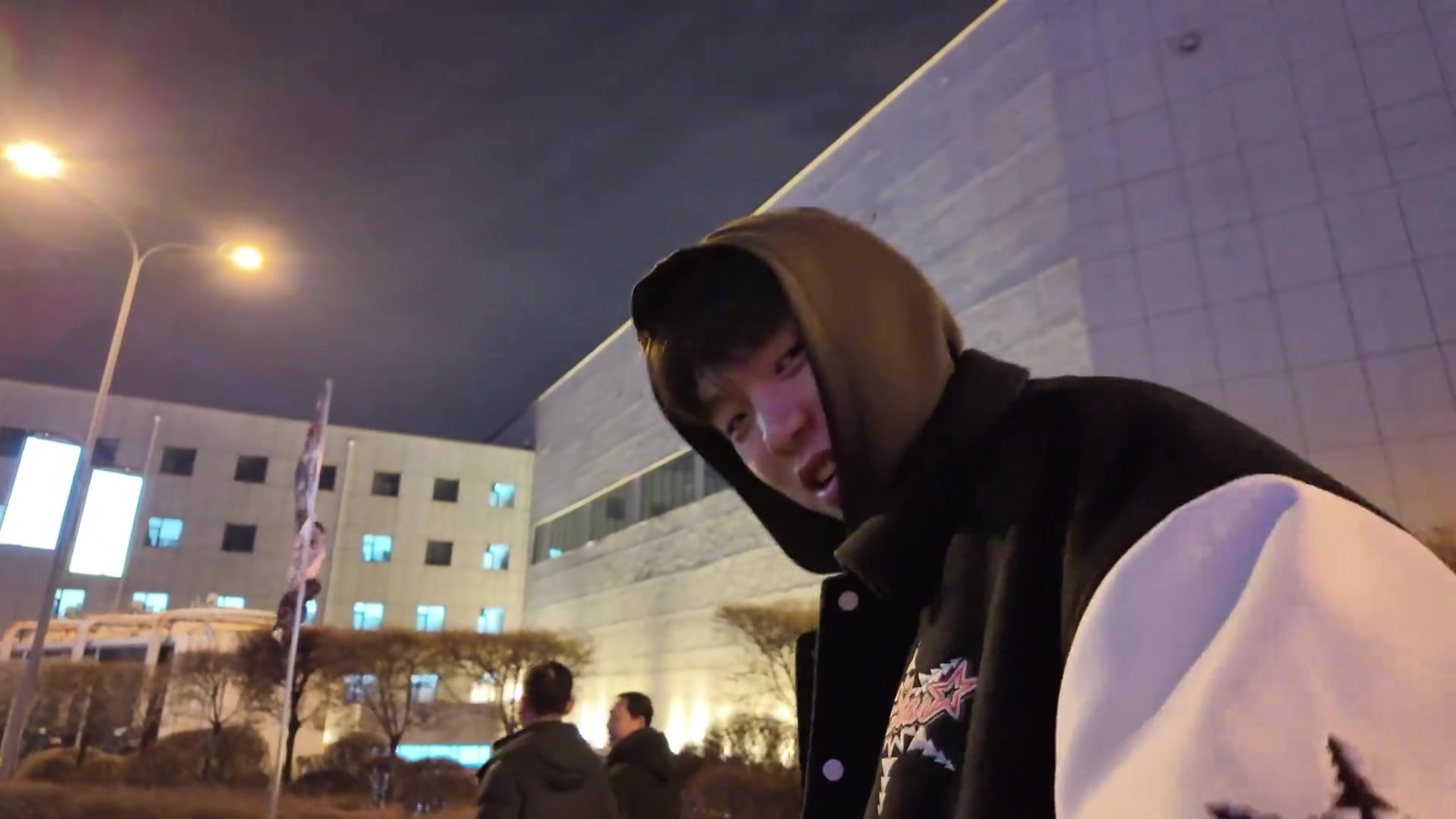 借你吉言徐杰曬三個(gè)月前視頻恭喜楊瀚森你值得