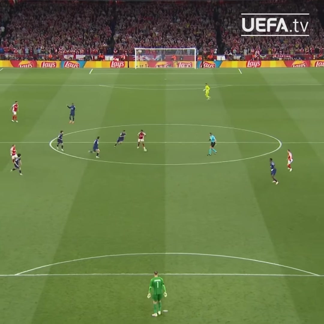 阿森納青訓(xùn)出品歐冠官方曬斯凱利過掉阿什拉夫送單刀