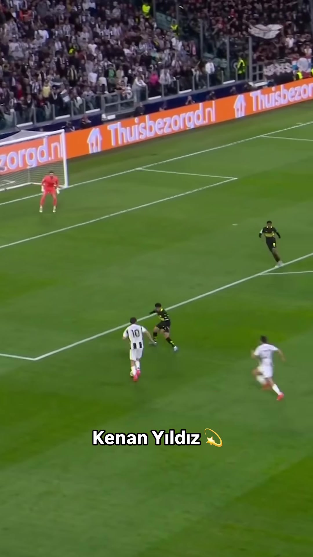 兩代10號(hào)歐冠官方曬伊爾迪茲精彩兜射皮耶羅既視感