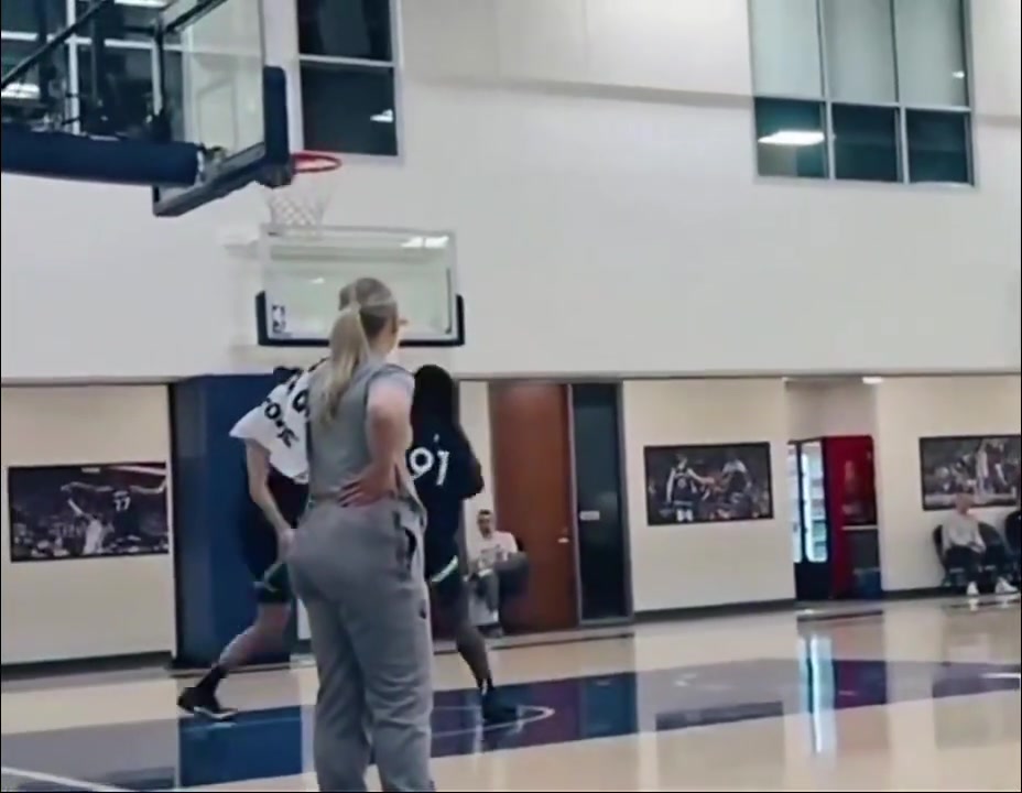 難怪森林狼懊悔楊瀚森在這站試訓(xùn)視頻爆出 實(shí)在太驚艷了