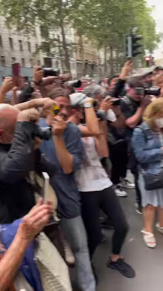 品味太對了狗哥貝弗利的老婆是真漂亮已經(jīng)給他生了倆娃