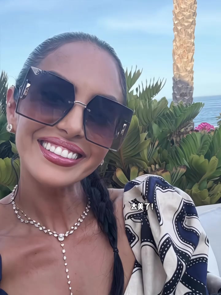 嫂子還是那么美啊科比遺孀瓦妮莎帶著女孩們一起來墨西哥度假