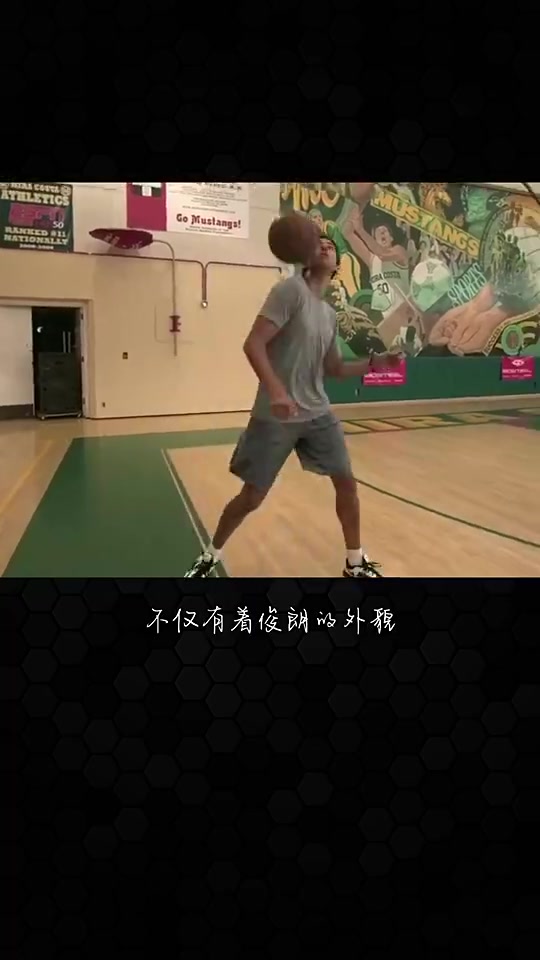 高顏值的一對武賈西奇的巔峰就是曾經和莎拉波娃在一起