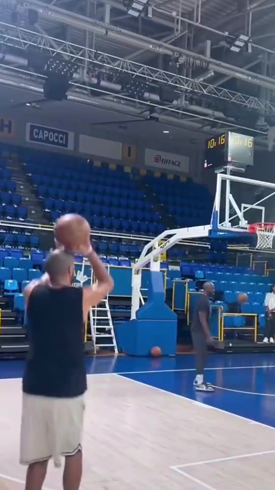 2年1150萬(wàn)美元續(xù)約快船巴圖姆的不沉球投籃已臻化境