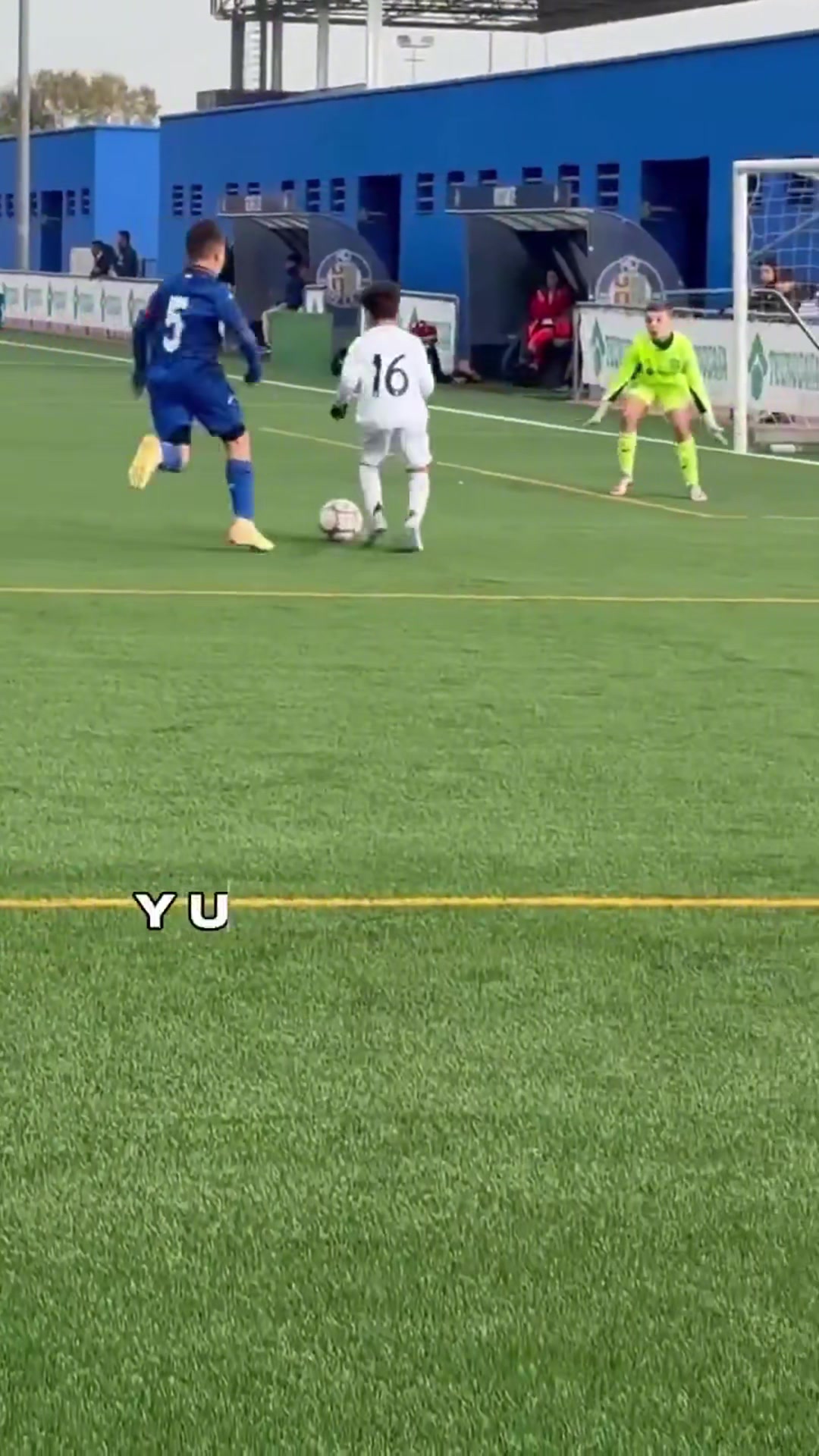 國外皇馬球迷博主11歲皇馬天才米拉萊斯記住這個名字