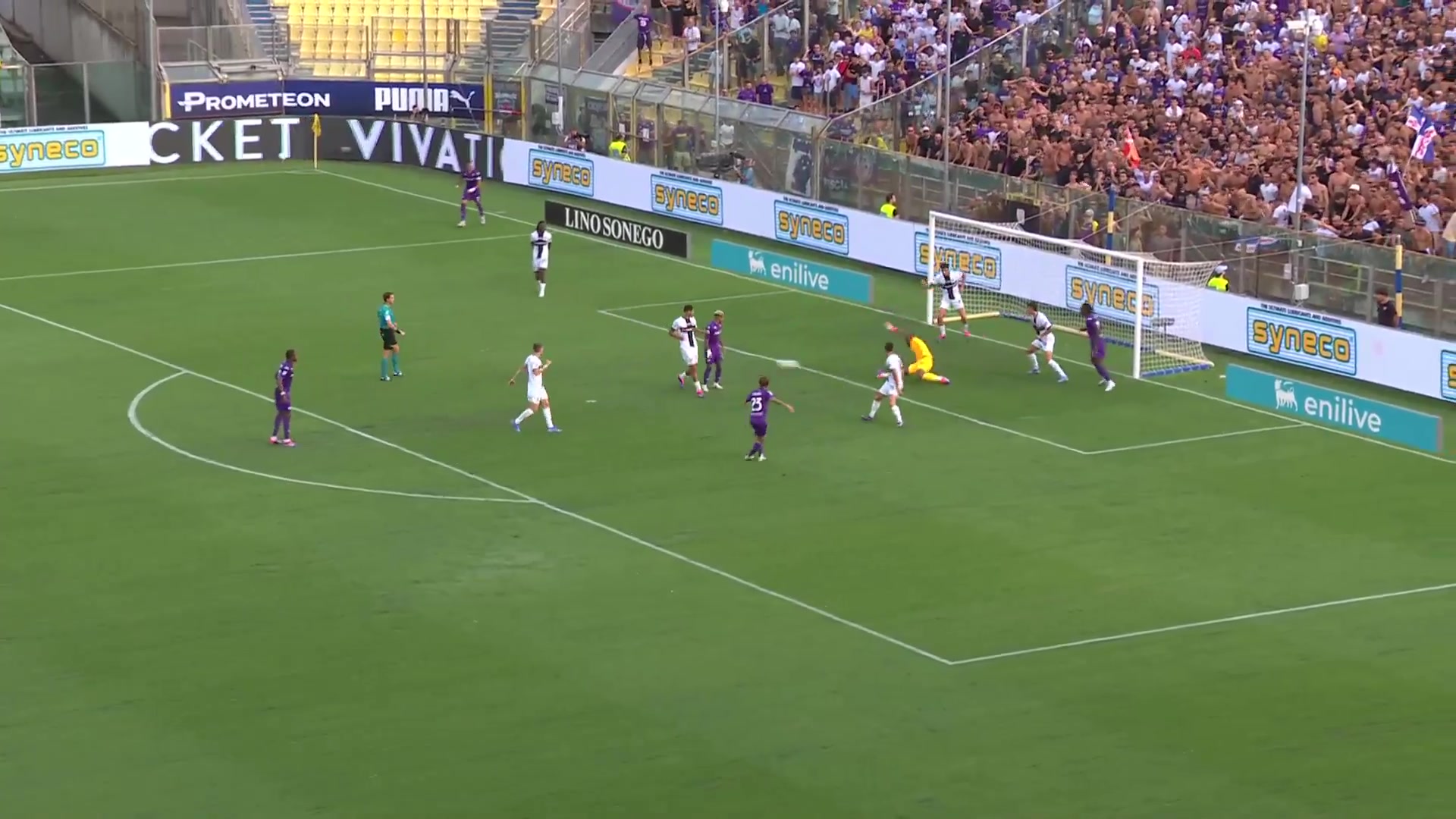 奧納納PLUS日媒將鈴木彩艷稱之為日本代表の守護神