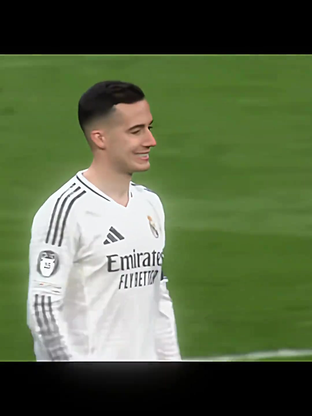 皇馬球迷他是人見人欺的邊路老將也是那個鮮衣怒馬的轉(zhuǎn)球少年