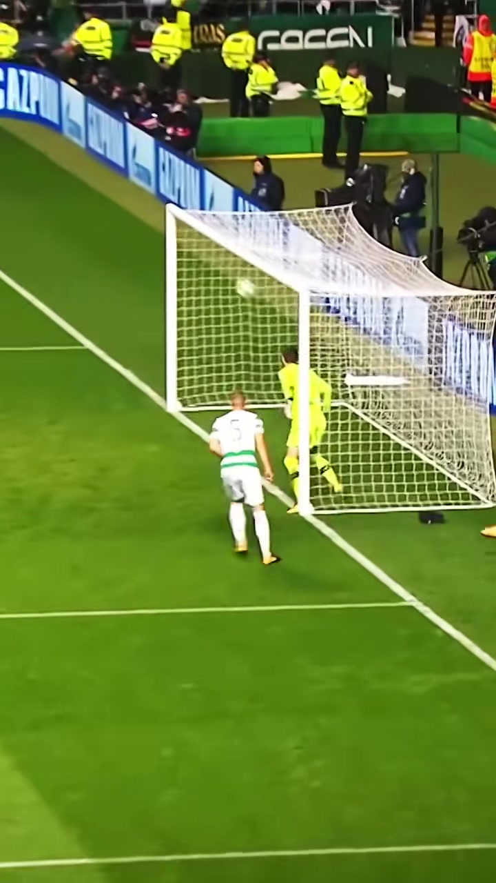 這究竟是什么原理這頭球難道加的是高桿右塞