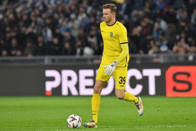 拜仁考慮簽31歲門將邦曼，烏爾賴希續(xù)約在望。