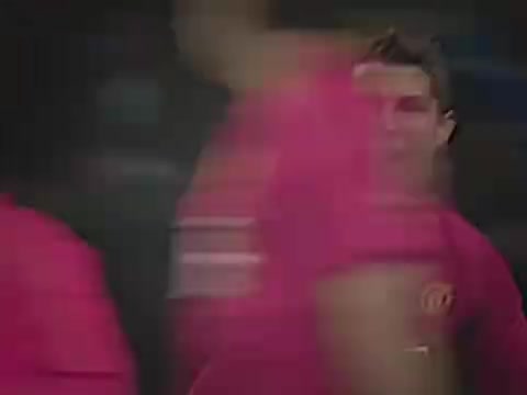 那一晚罰丟點球的不止有C羅這一刻的特里可能才是最懊悔的人