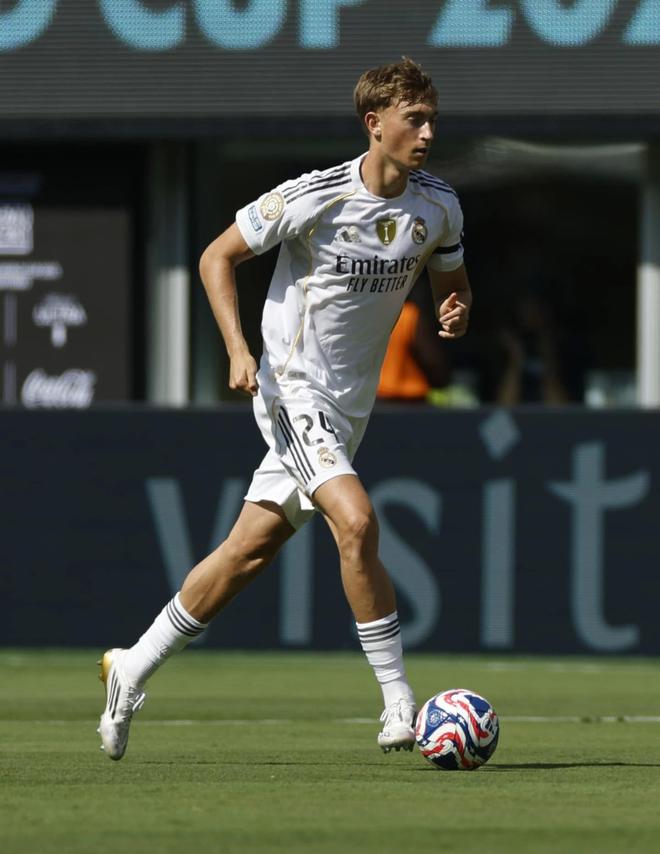 赫伊森致歉，遭罰無法助戰(zhàn)下一場