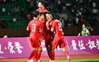中國男足絕殺后顯露弱點，強化核心，奪冠有望。