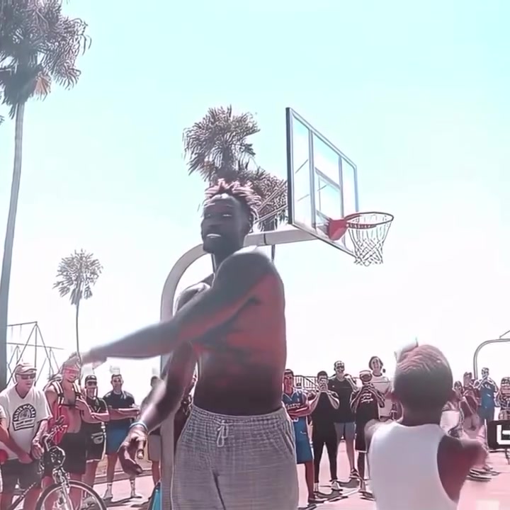 國外這么評(píng)價(jià)霍華德比肩LBJ的身體卻不及他1的球商