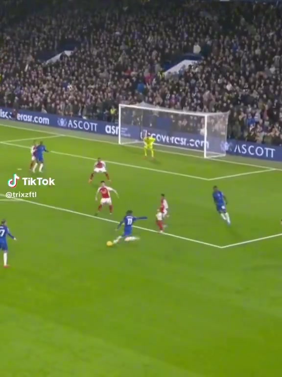 外網(wǎng)調(diào)侃阿森納居然想花將近6000萬歐元引進這個家伙