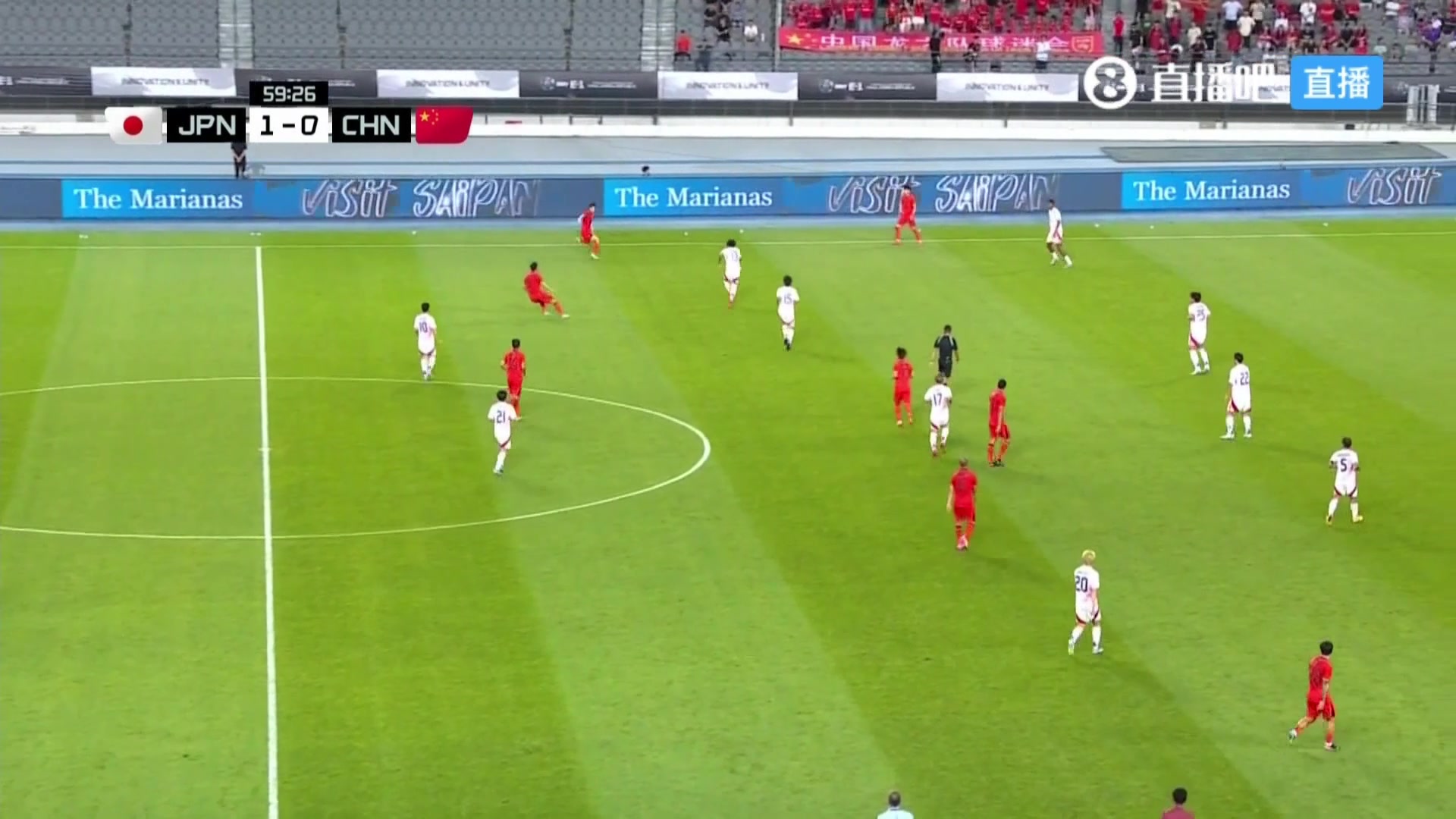 你倆是陌生人呢朱辰杰離譜不看人傳球直接失誤出邊線