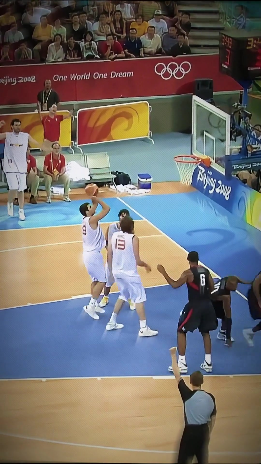 小加索爾你知道被聯(lián)盟前3的球員同時封蓋 是什么感覺嗎