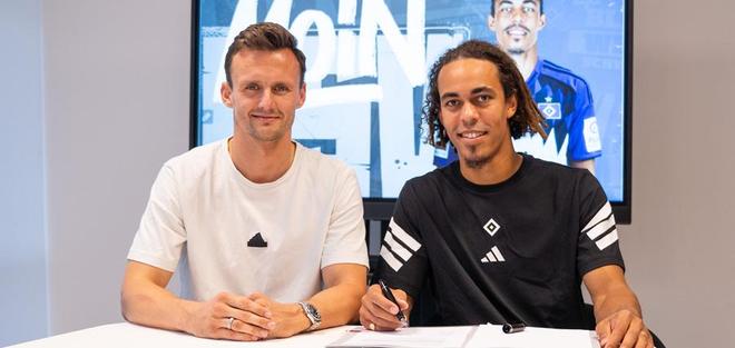 漢堡簽下RB萊比錫前鋒波爾森，新賽季將穿15號(hào)球衣。