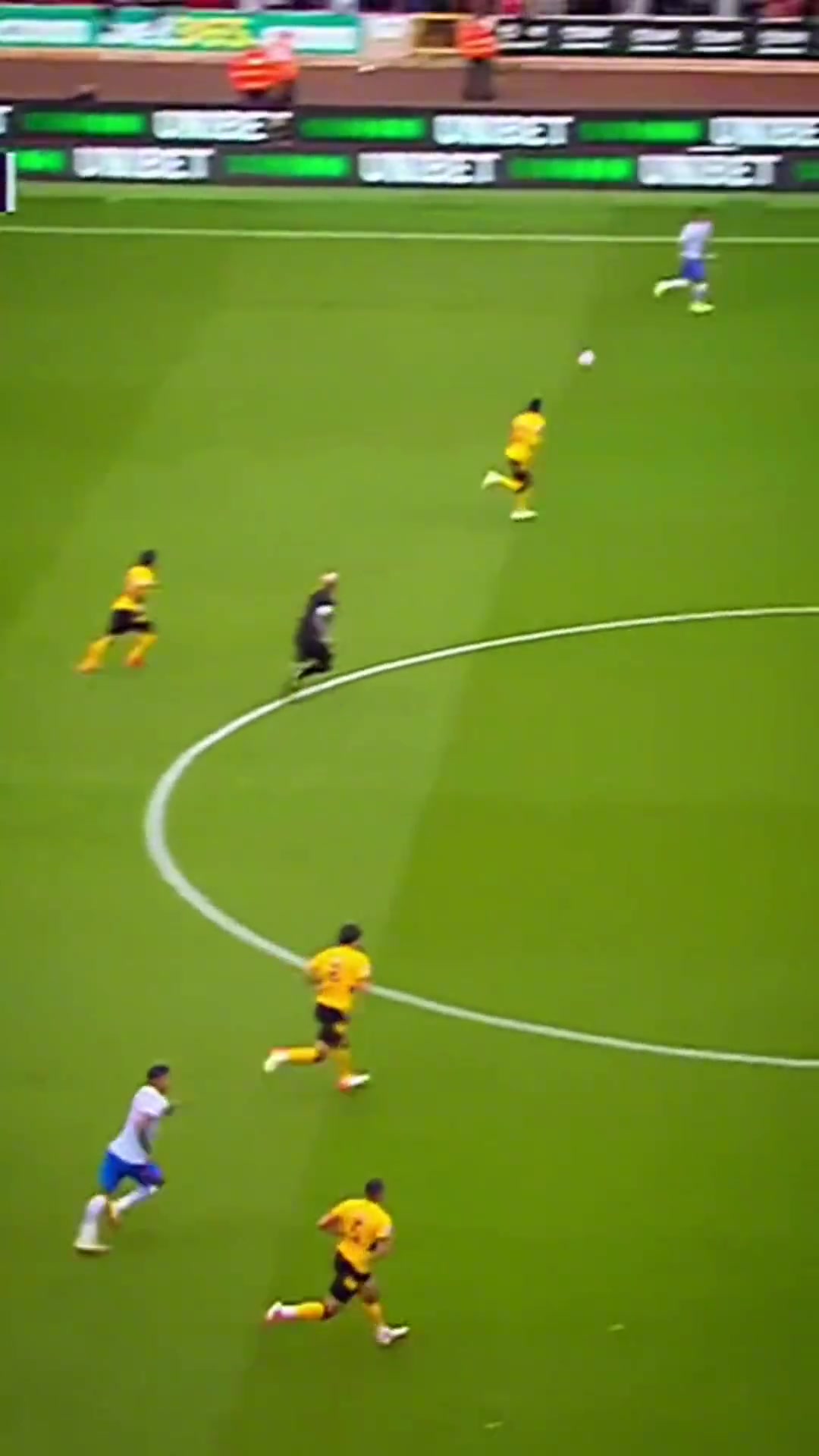 頂級進(jìn)攻型中場巔峰博格巴的傳球真的太寫意了