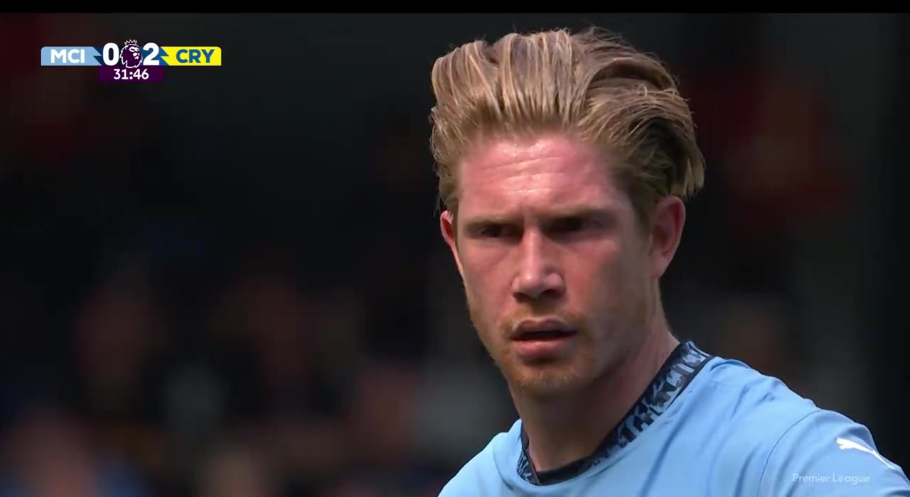 逆境方顯英雄本色無(wú)解任意球打懵門(mén)將這就是德布勞內(nèi)