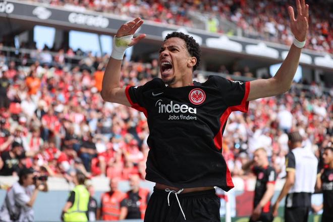 記者：利物浦法鷹將達?；倏藚f(xié)議