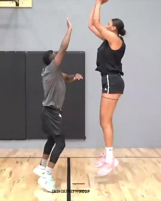 要是中國女籃有像坎貝奇這樣的中鋒是否就能打爆日本了