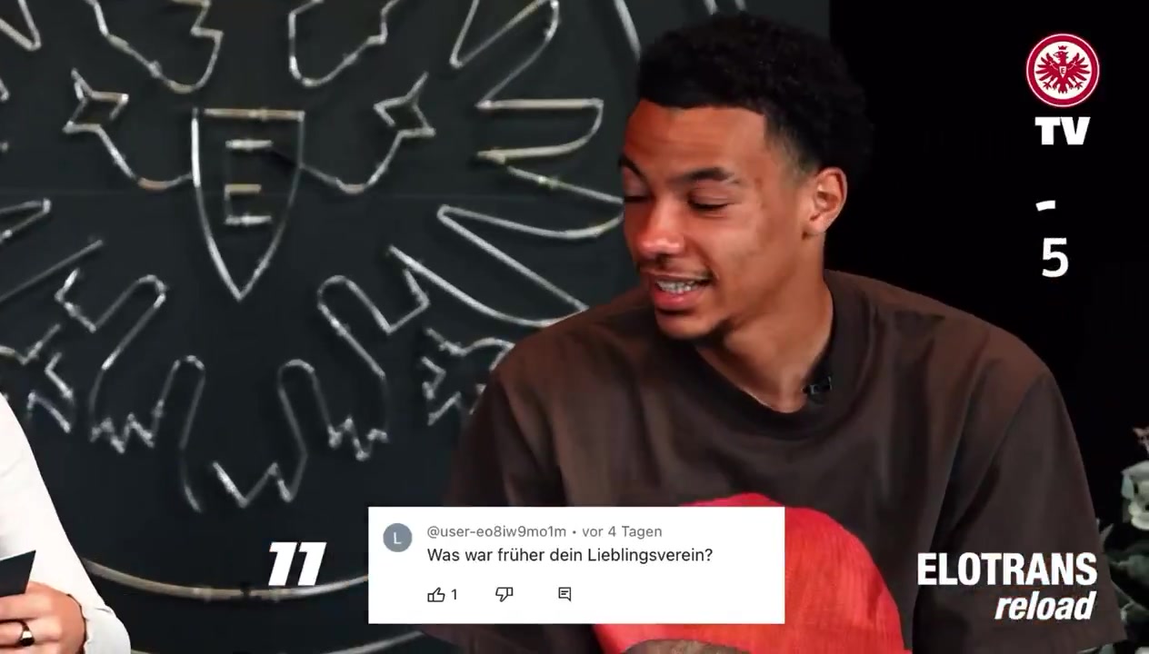 ?；倏诵r(shí)候最喜歡的俱樂(lè)部是曼聯(lián)