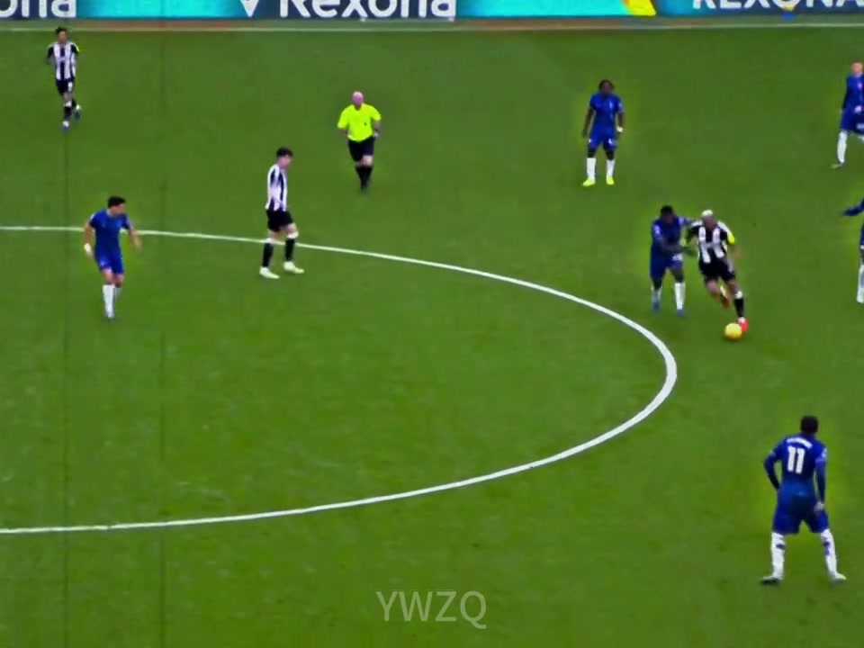 世一腰之爭已無懸念凱塞多哥們你什么搶斷