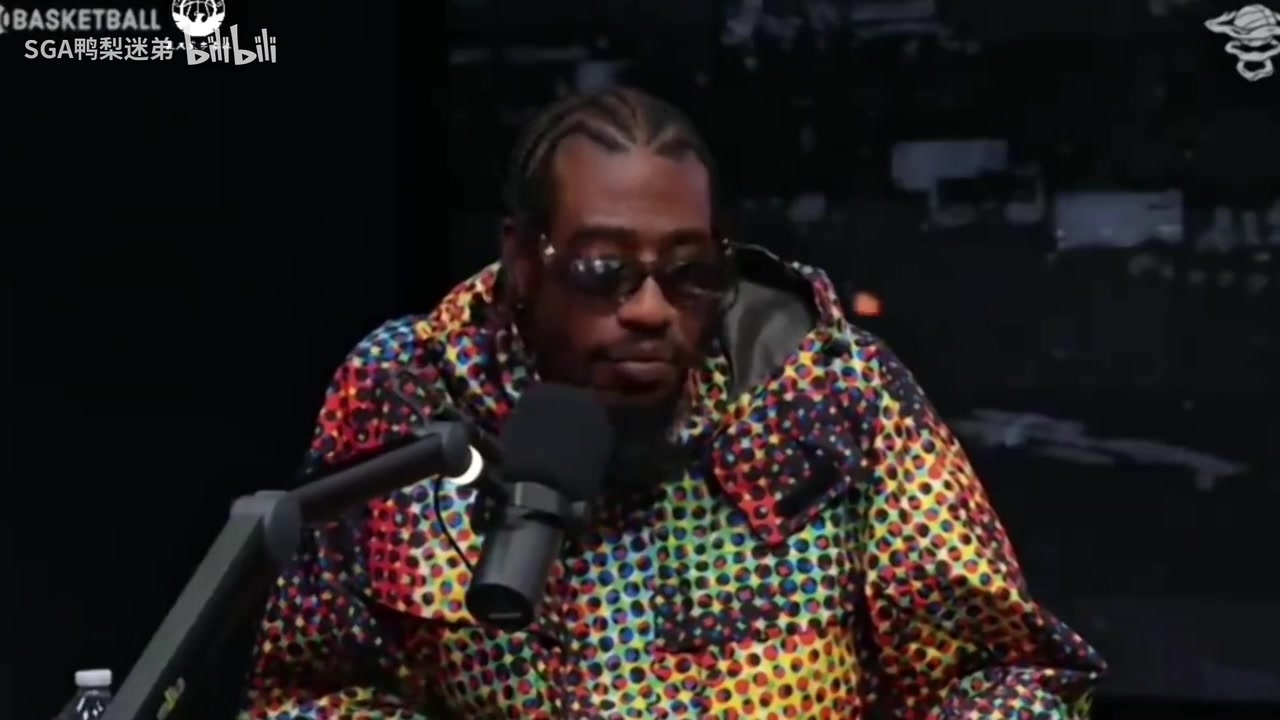 香波特16總決搶七歐文讓盧把球給他庫(kù)里試圖避開(kāi)與他對(duì)位