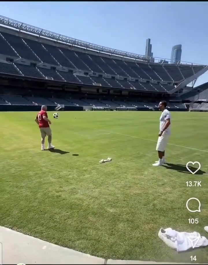 魯尼費(fèi)迪南德跟隊曼聯(lián)在芝加哥玩了一把