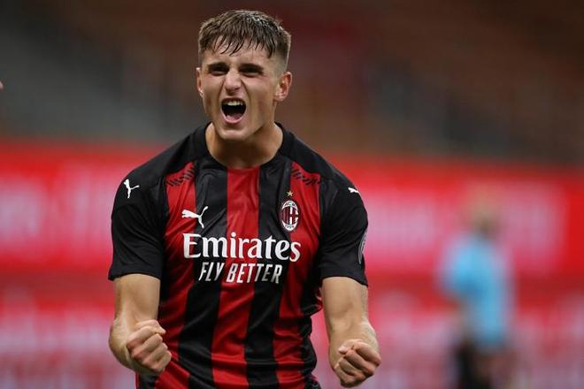 租買(mǎi)總價(jià)千萬(wàn)，科隆博下周一熱那亞體檢。