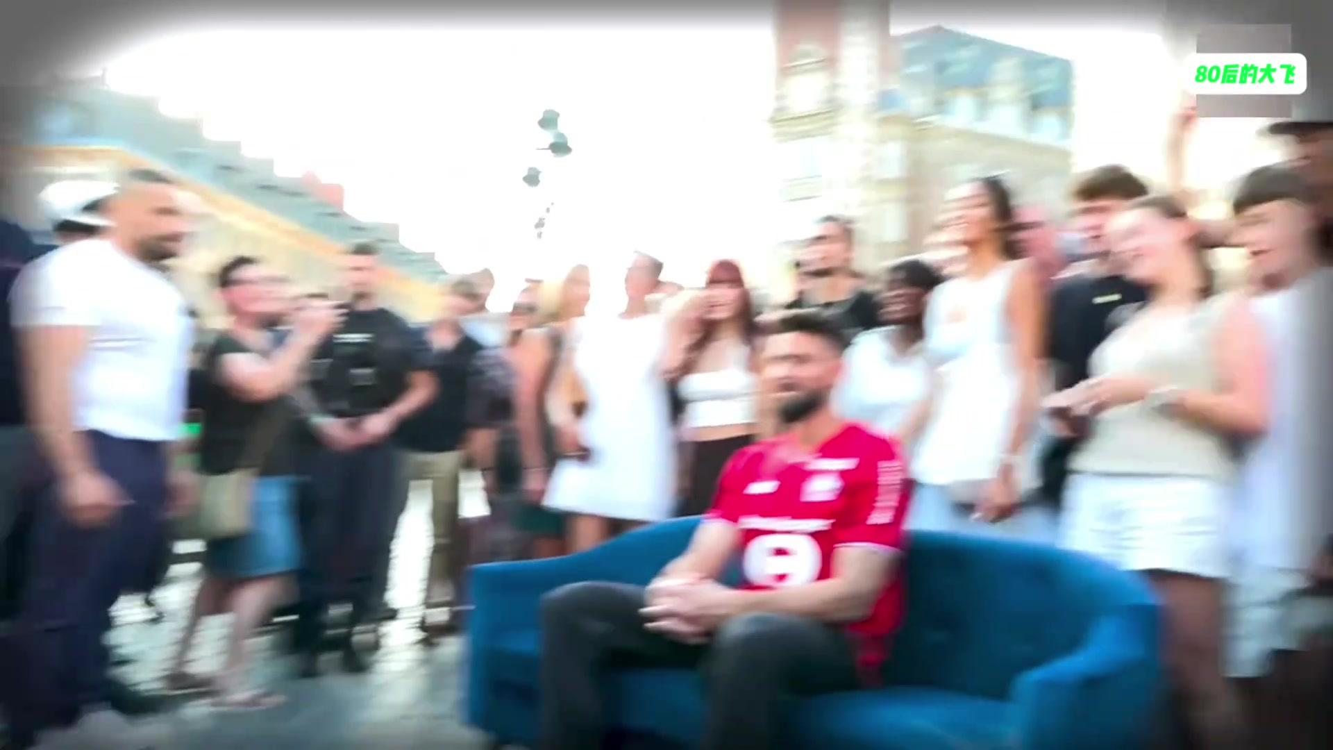 越老越帥38歲的吉魯重返法甲看看加盟里爾的一天是怎么度過(guò)的