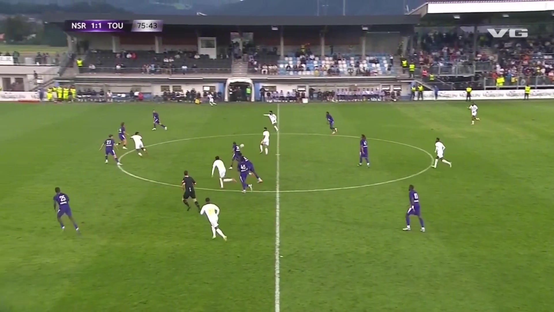 利雅得勝利反超比分納瓦夫右路下底挑傳門前馬蘭頭球破門